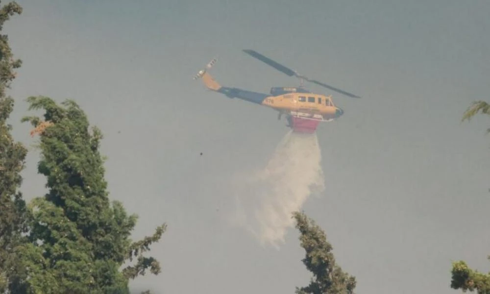 Μεγάλη φωτιά στην Αχαΐα - Για την κατάσβεση επιχειρούν 2 αεροσκάφη